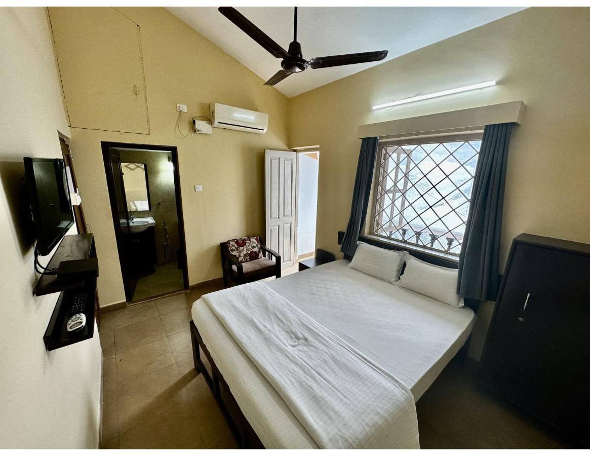Hotel White Season Calangute Exterior foto
